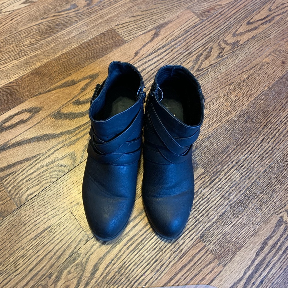 American Eagle Women’s Black Boots size 9 1/2 wide